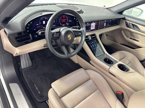 2024 Porsche Taycan 4