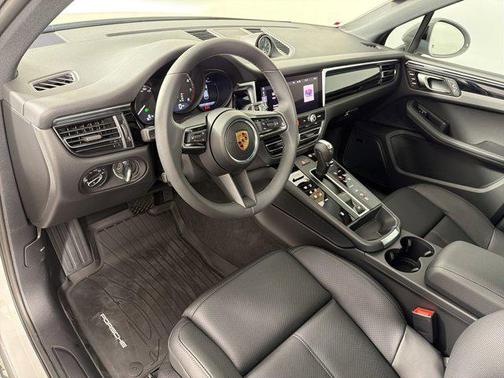 Chalk 2026 Porsche Macan Macan