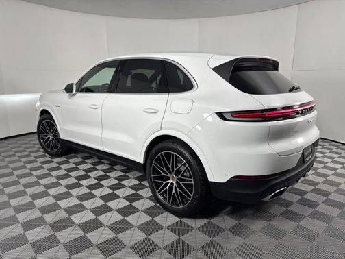 2026 Porsche Cayenne E-Hybrid