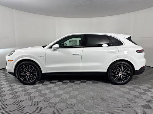 2026 Porsche Cayenne E-Hybrid