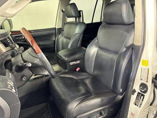 2014 Lexus LX 570 Base