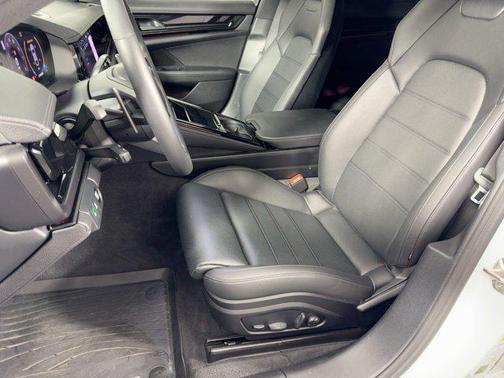 2025 Porsche Panamera 4S