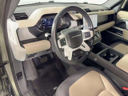 2022 Land Rover Defender 110 X-Dynamic SE