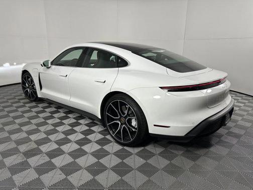 2021 Porsche Taycan 4S