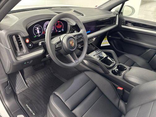 2025 Porsche Cayenne Cayenne
