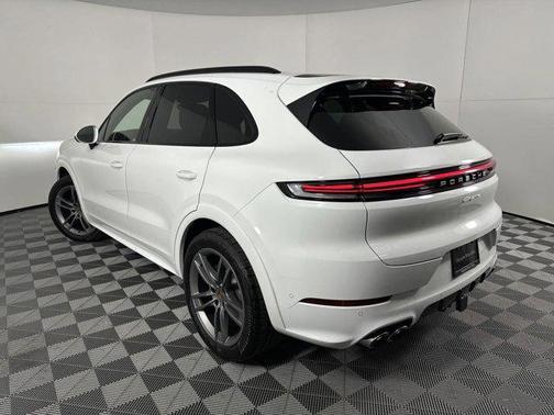 2025 Porsche Cayenne Cayenne