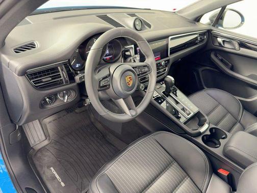 2026 Porsche Macan T