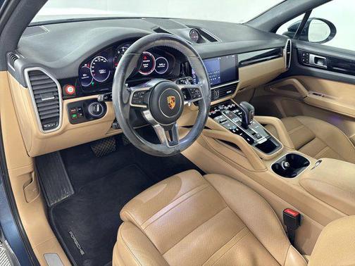 2020 Porsche Cayenne Cayenne