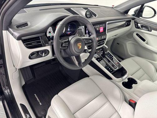 2026 Porsche Macan GTS