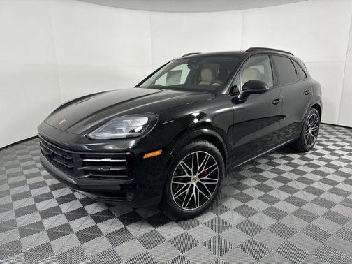 2025 Porsche Cayenne S