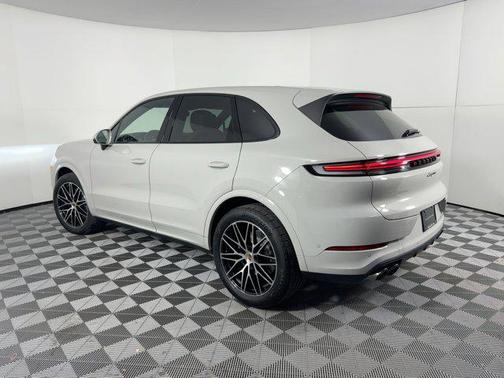 2026 Porsche Cayenne Cayenne
