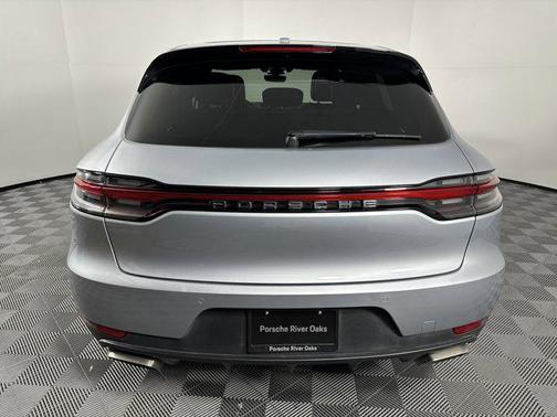 2020 Porsche Macan Base