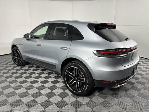 2020 Porsche Macan Base