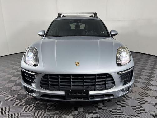 Rhodium Silver Metallic 2018 Porsche Macan Macan
