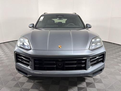 Vanadium Grey Metallic 2026 Porsche Cayenne Cayenne