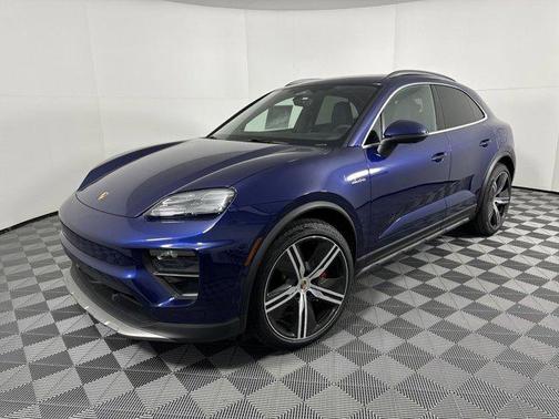 2025 Porsche Macan 4S