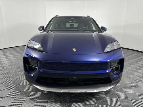 2025 Porsche Macan 4S