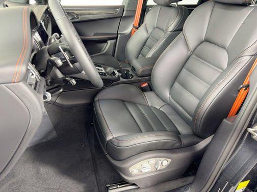 2026 Porsche Macan GTS