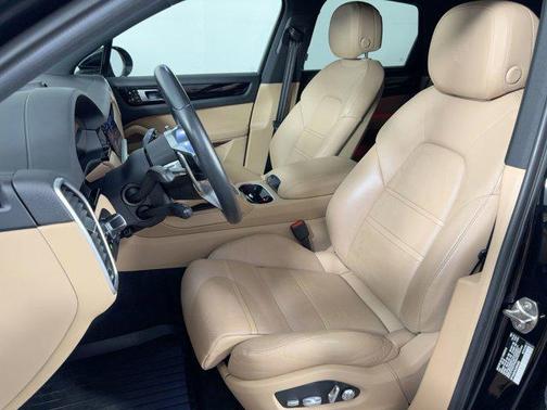 2020 Porsche Cayenne Cayenne