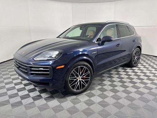 2025 Porsche Cayenne Cayenne S E-Hybrid