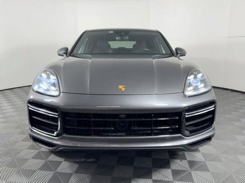2023 Porsche Cayenne Turbo