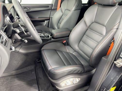 2026 Porsche Macan GTS