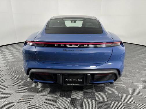 2021 Porsche Taycan Turbo