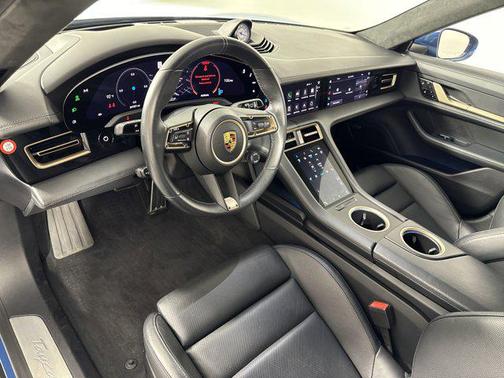 2021 Porsche Taycan Turbo