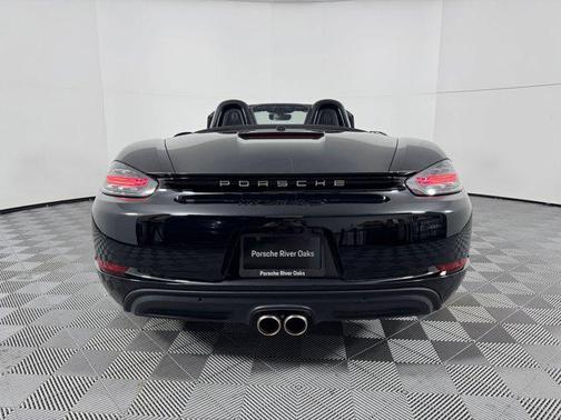 2025 Porsche 718 Boxster S