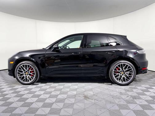 Black 2021 Porsche Macan Macan GTS