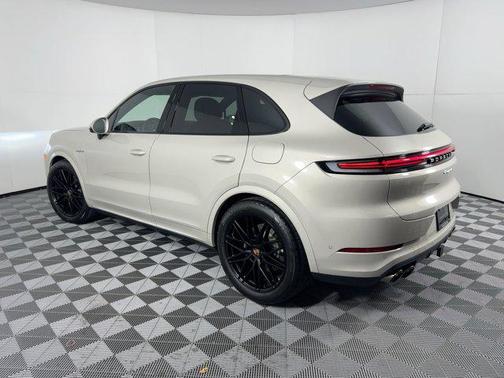 2026 Porsche Cayenne Cayenne E-Hybrid