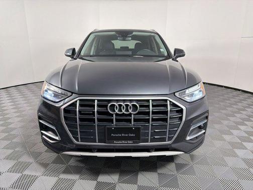 Manhattan Gray Metallic 2021 Audi Q5 45 Premium