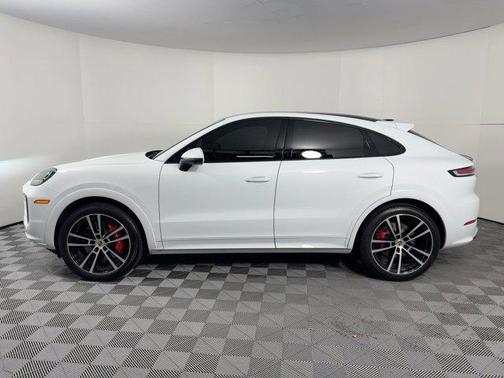 2024 Porsche Cayenne S