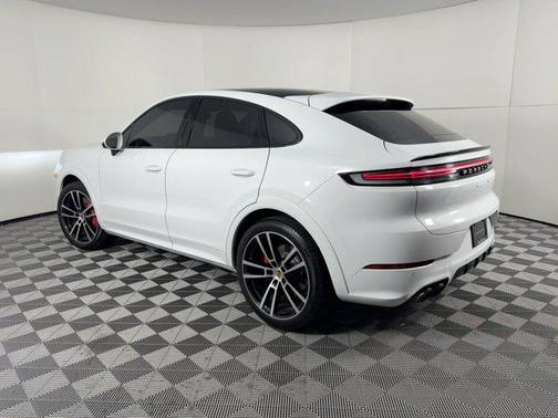 2024 Porsche Cayenne S