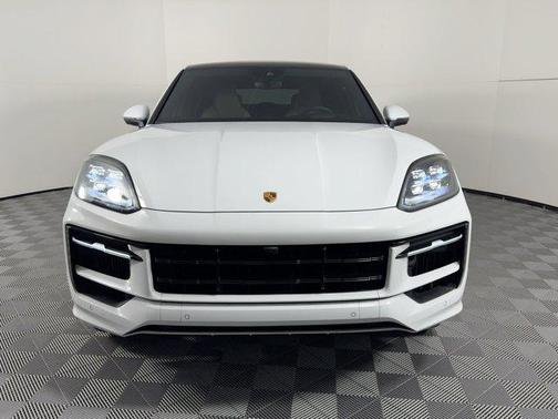 2024 Porsche Cayenne S