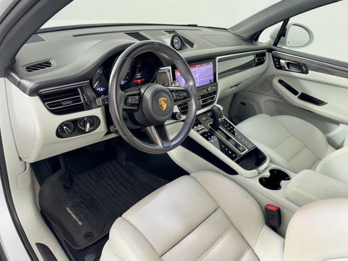White 2023 Porsche Macan Macan GTS