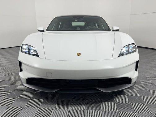 2025 Porsche Taycan RWD