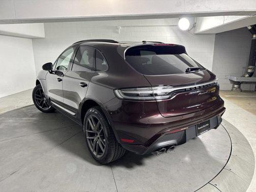 2025 Porsche Macan T