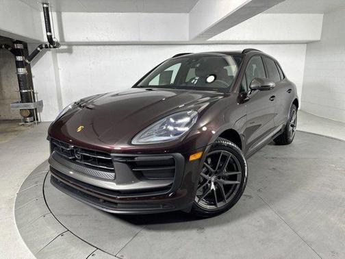 2025 Porsche Macan T