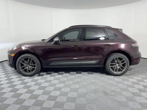 2025 Porsche Macan T