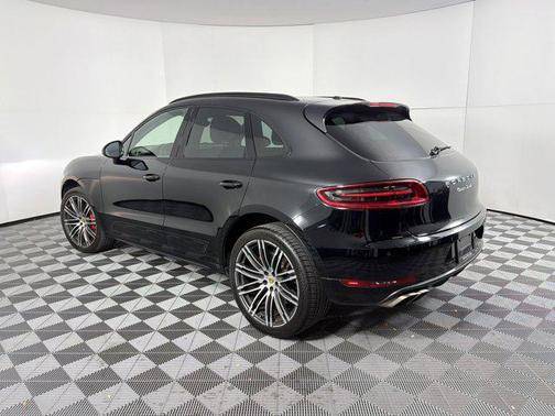 2017 Porsche Macan Turbo