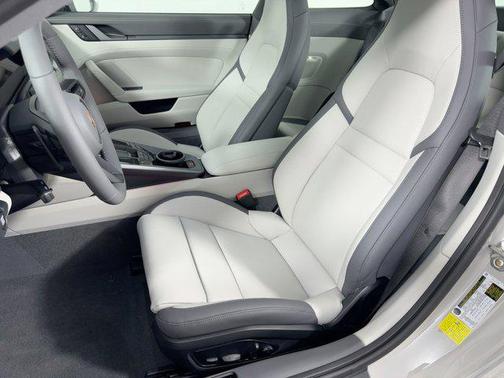 2026 Porsche 911 Carrera 4S