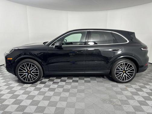 2024 Porsche Cayenne AWD