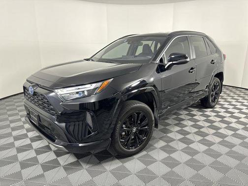 2023 Toyota RAV4 Hybrid SE
