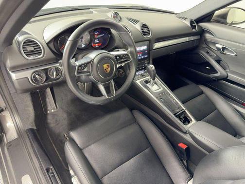 2019 Porsche 718 Cayman S