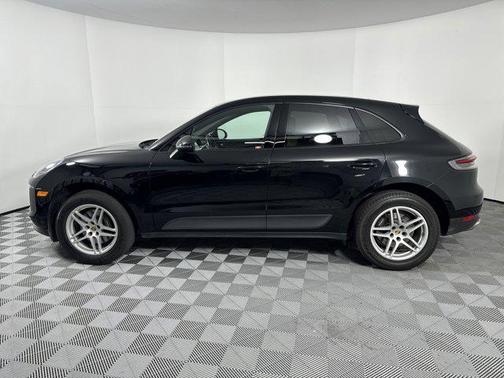 2020 Porsche Macan Base