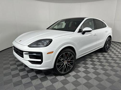 2025 Porsche Cayenne S