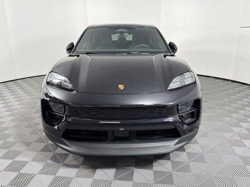 Jet Black Metallic 2026 Porsche Macan Macan Electric