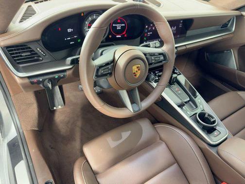 2025 Porsche 911 Turbo