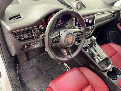 2023 Porsche Macan GTS